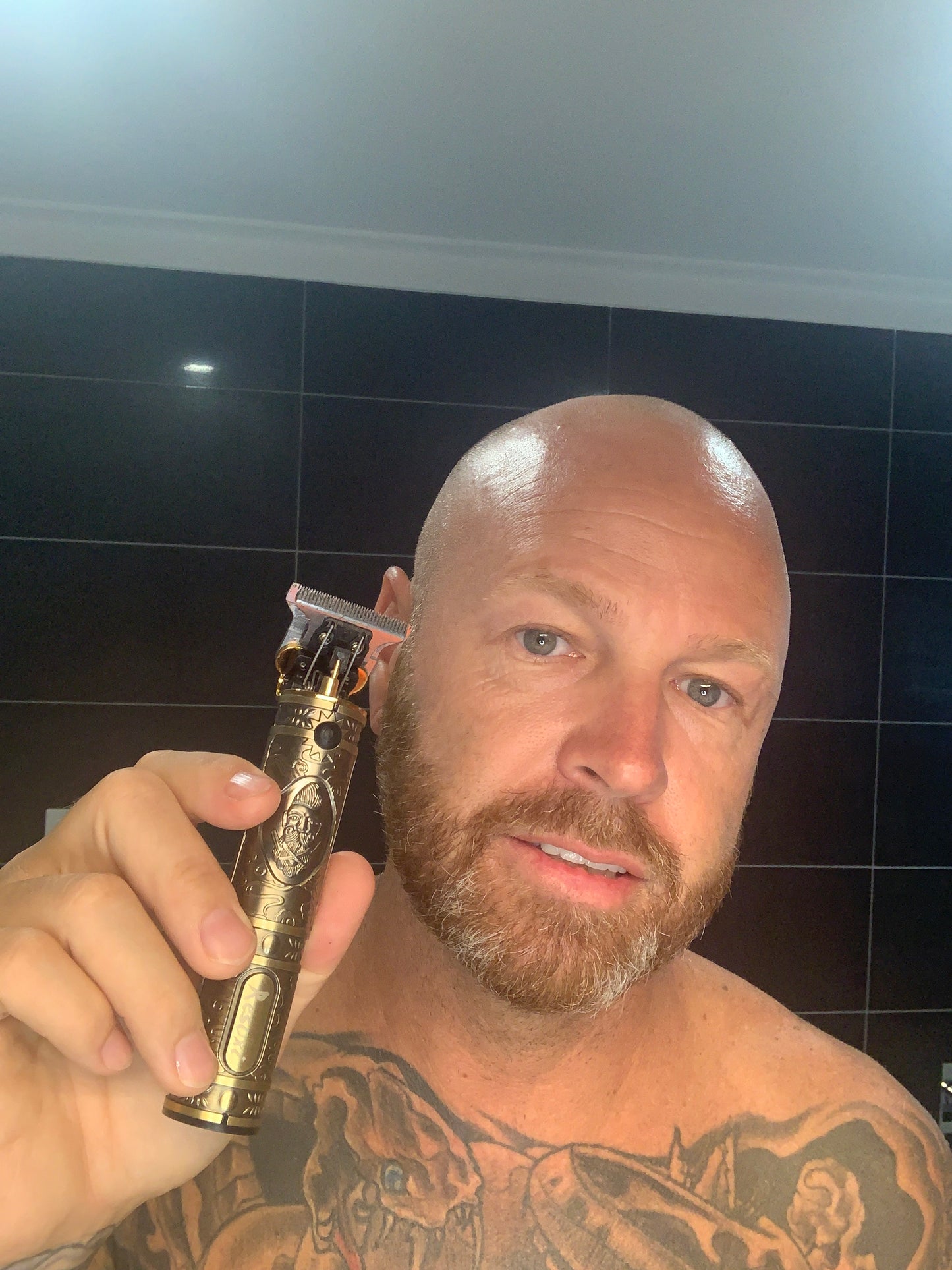 Resuxi Beard Trimmer - Rechargeable